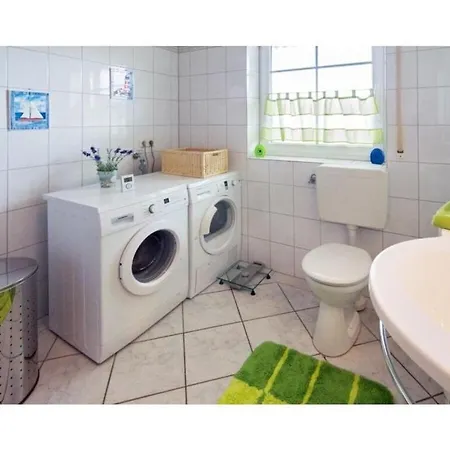 Claudia Comfortable Norden